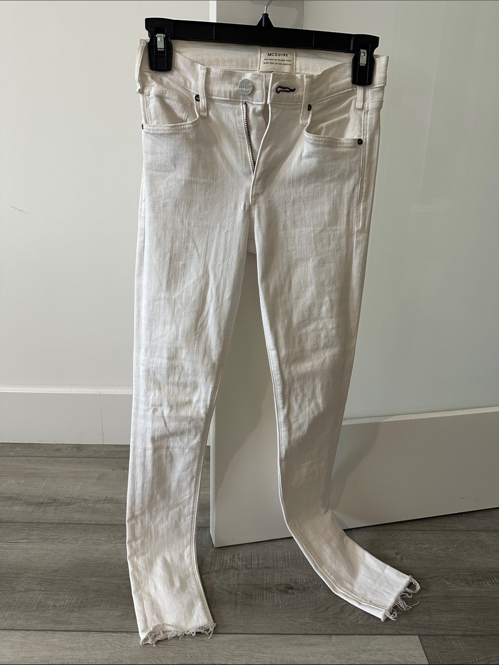 MCGUIRE Skinny Jeans Waist 24 in White